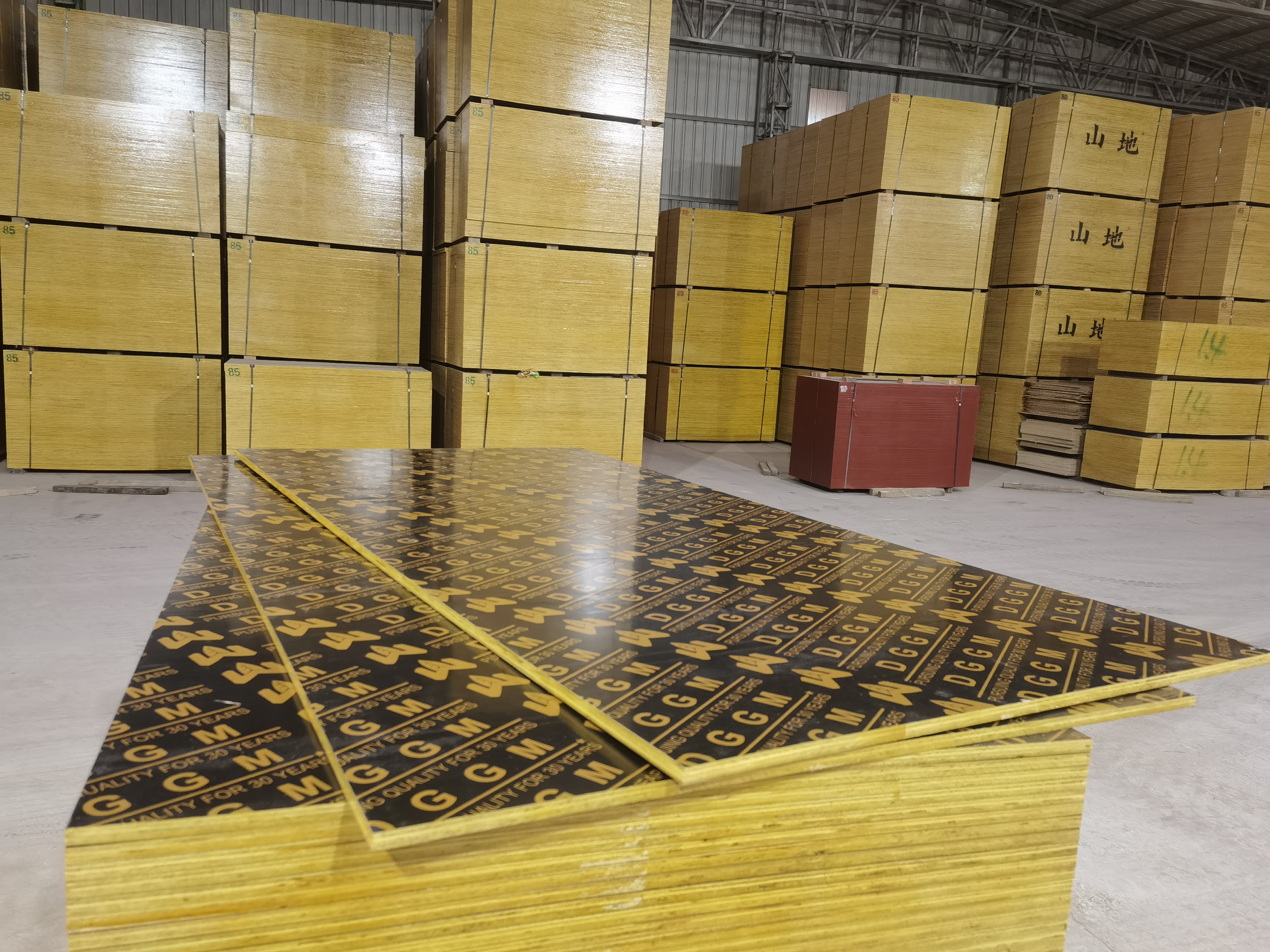 Ny miljövänlig plywood